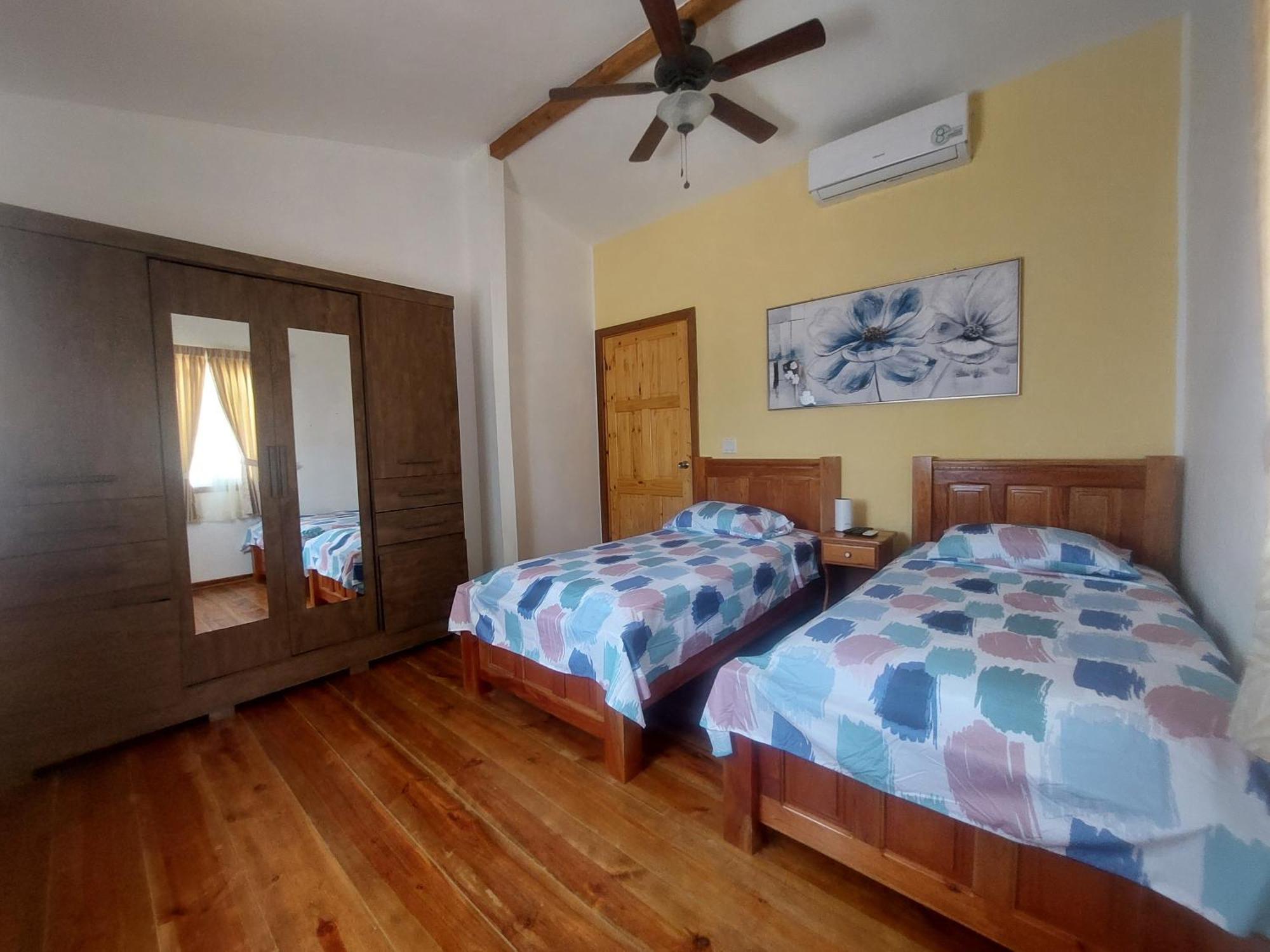 Faro Del Colibri Hotel Carenero Bilik gambar